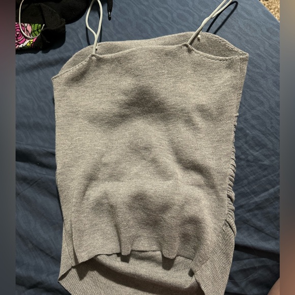 gray sweater material tank top - Picture 2 of 2